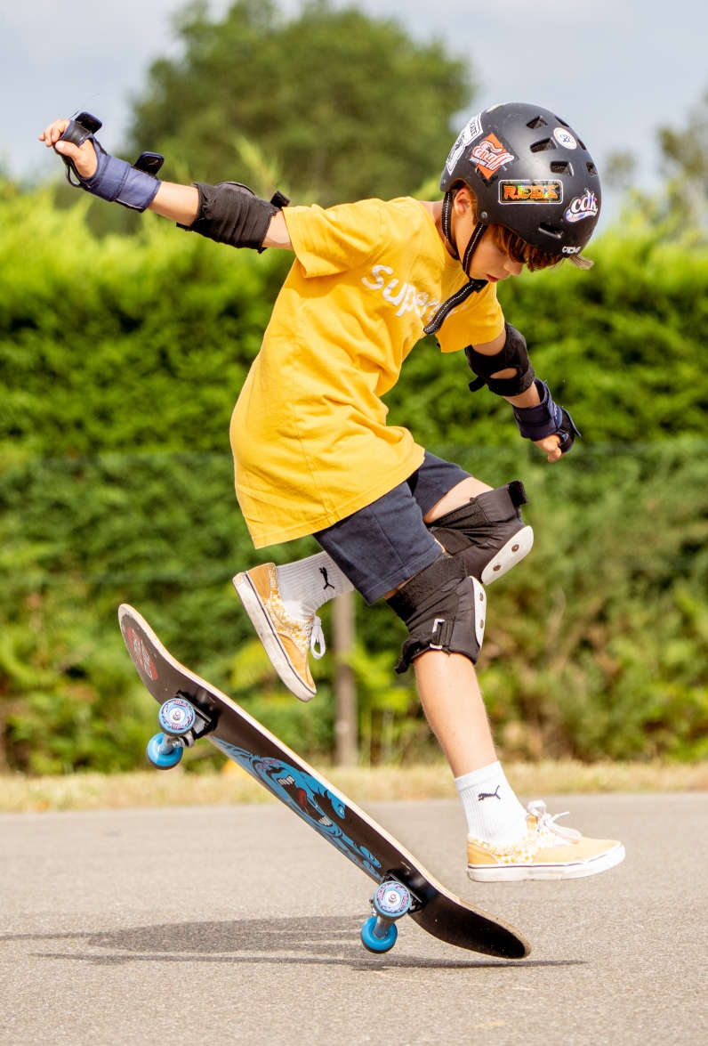 SKATEBOARD STREET